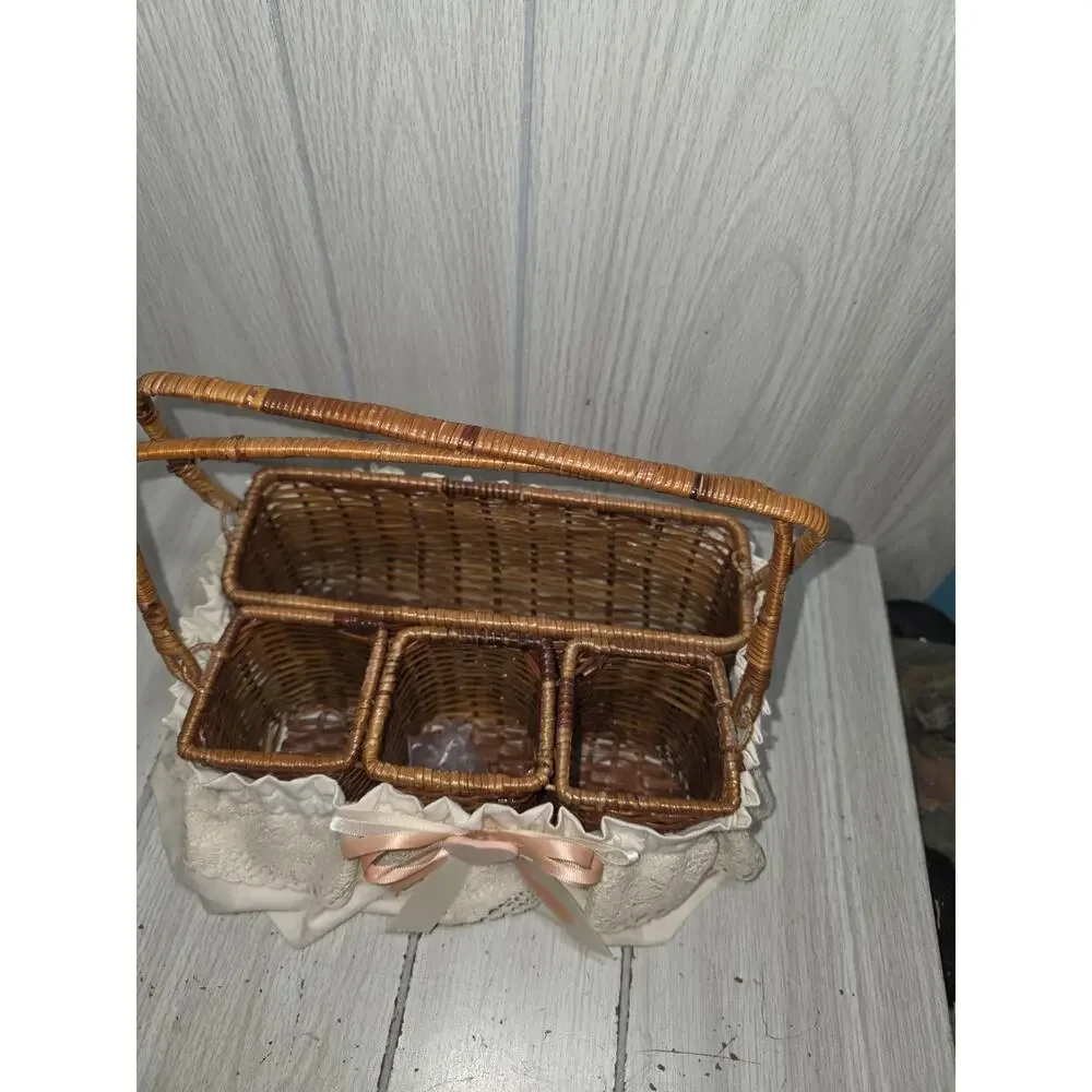 Vintage Wicker Basket Storage Caddy Silverware Picinic Organizer Heart Lace Bow